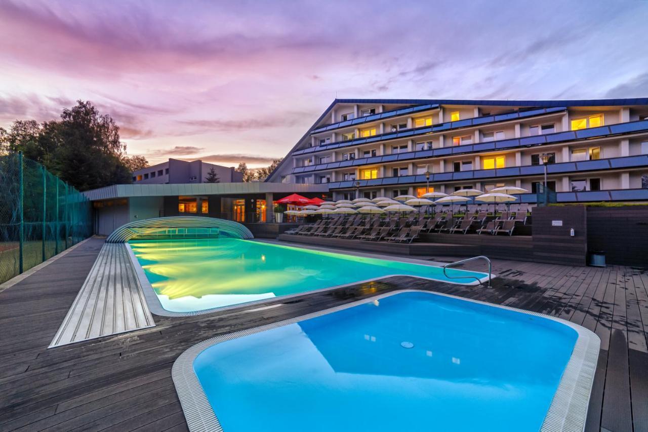 Hotel Jezerka Seč Exteriör bild