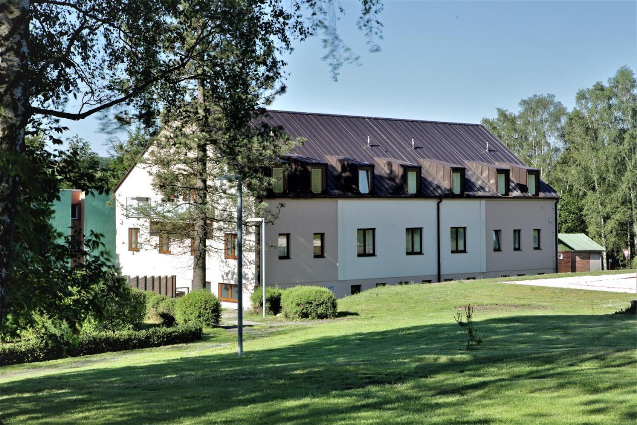 Hotel Jezerka Seč Exteriör bild